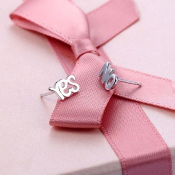 Yes No Post Earrings - Picture 1 of 2